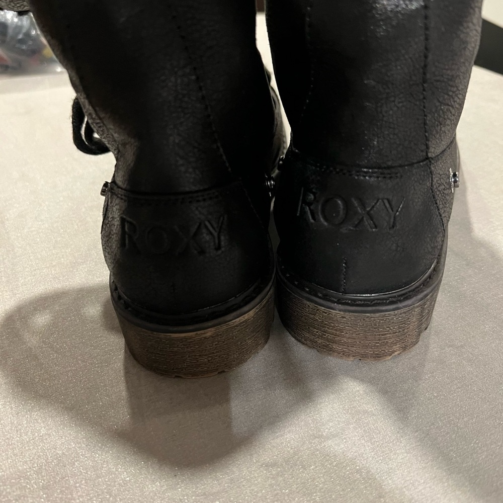Roxy Black Fur -line  Ankle Boots